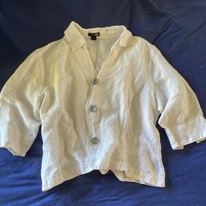 East 5th Petite White 3/4 Sleeve Linen Top with Opal Buttons